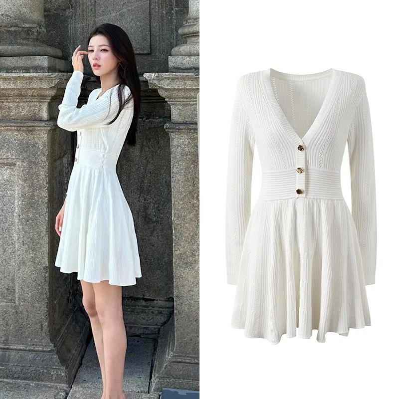 2024 new waist slimming design sense single-breasted V-neck skirt - Image 2