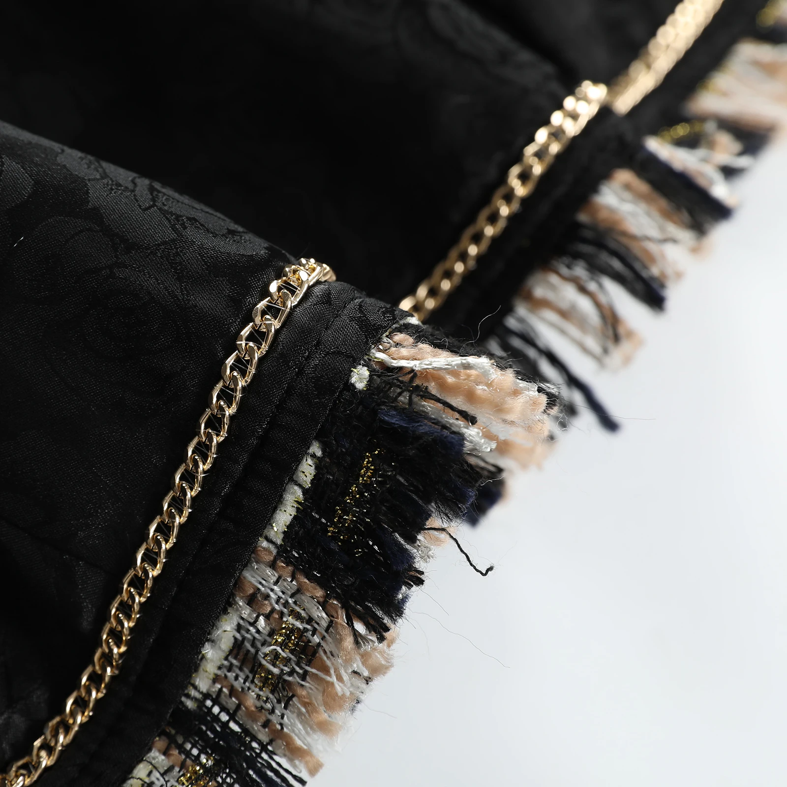 2025 new style fashionable and elegant heavy-duty black gold tassel wool temperament tweed jacket - Image 4