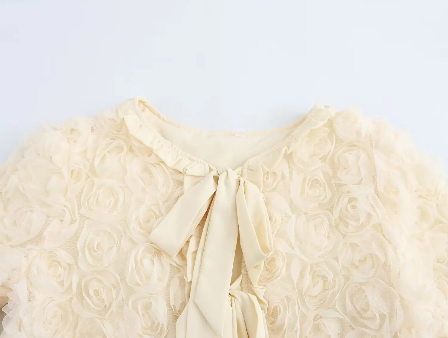 Autumn new women's clothing European and American style French fashion three-dimensional flower fungus edge French strap jacket - Image 5