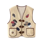 Autumn new women's clothing European and American style design sense fashion versatile sticker embroidered lamb wool vest