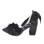 Elegant White Pointed Toe High Heels Hollow out Ladies Sandals Simple Pure Color Wedding Party Shoes Pearl Chain Flower Design