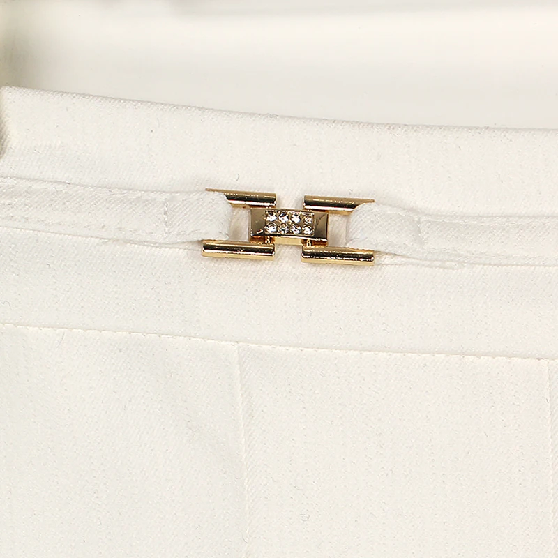 New product with elegant temperament TR bamboo fabric full of vitality and versatile hanging half skirt white pleated skirt - Image 4